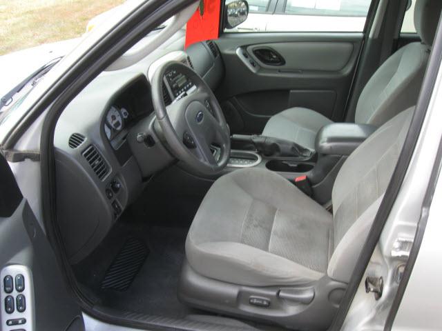 Ford Escape 2005 photo 5