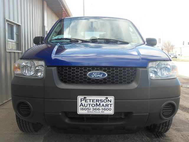 Ford Escape 2005 photo 2