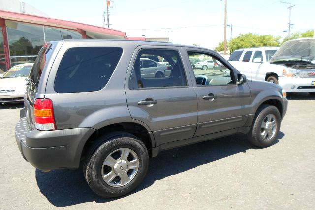 Ford Escape Reg Cab 159.5 WB C5B SUV