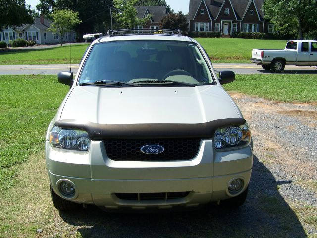 Ford Escape 2005 photo 4