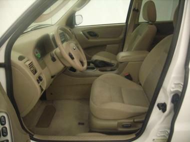 Ford Escape 2005 photo 1