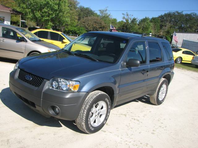 Ford Escape ESi Sport Utility