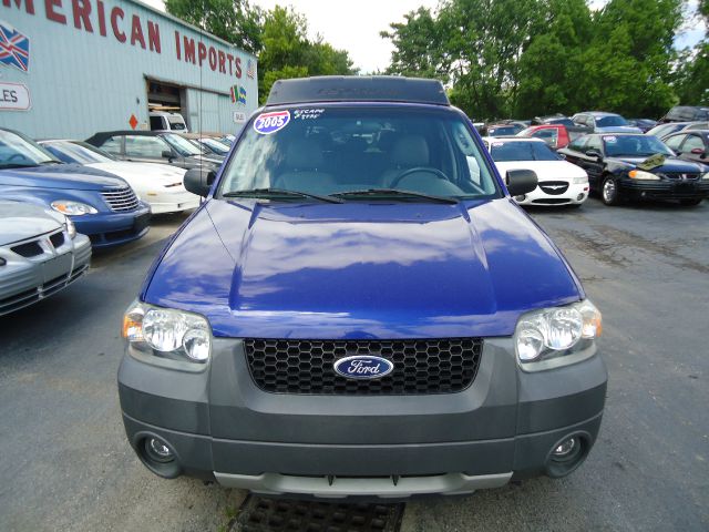 Ford Escape 2005 photo 3