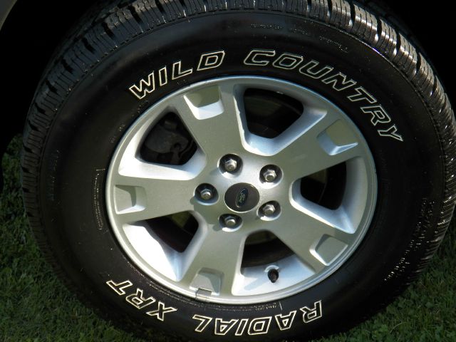 Ford Escape 2005 photo 14