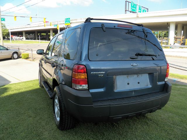 Ford Escape 2005 photo 17