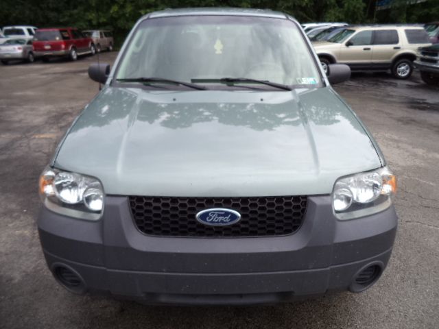 Ford Escape 2005 photo 3