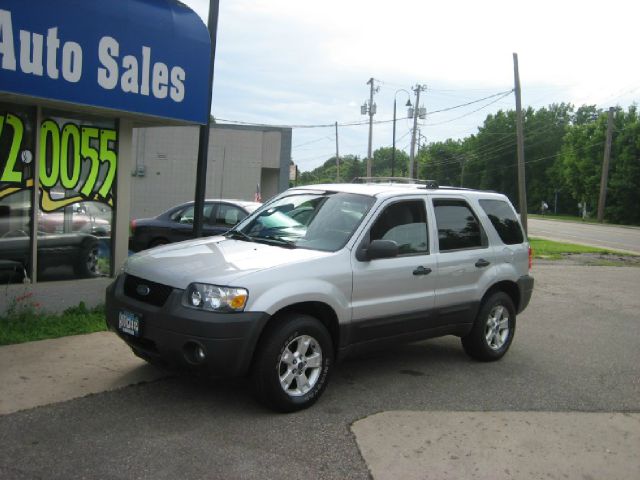 Ford Escape 2005 photo 3