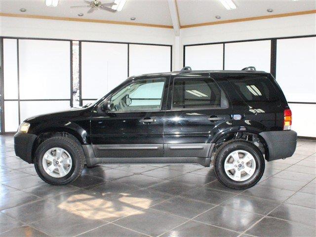 Ford Escape 2005 photo 4