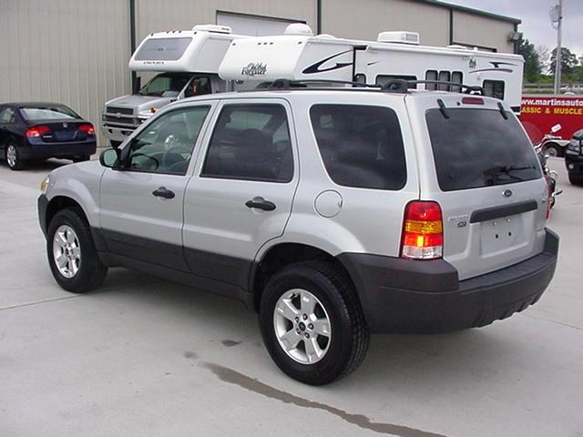 Ford Escape 2005 photo 4