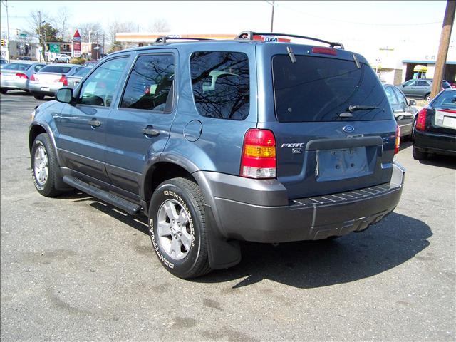 Ford Escape 2005 photo 3