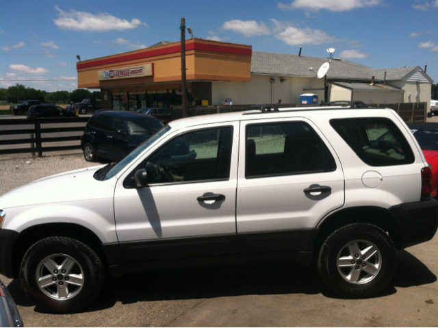 Ford Escape 2005 photo 7