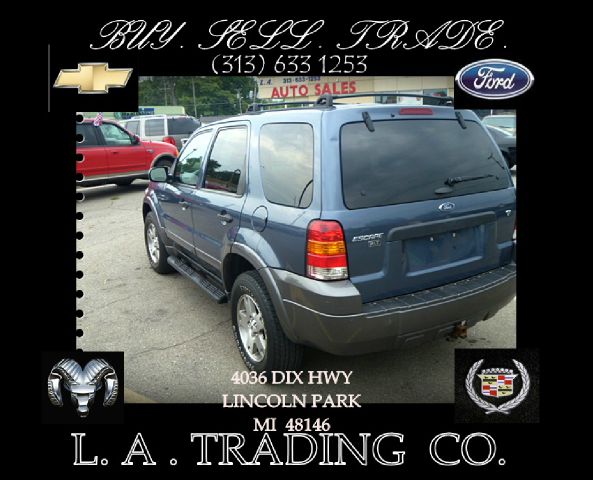 Ford Escape 2005 photo 2