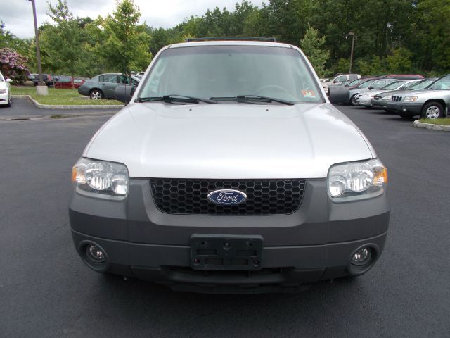 Ford Escape 2005 photo 26