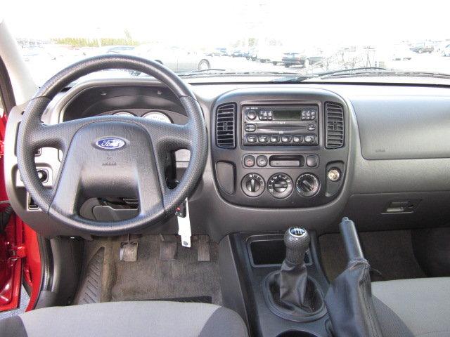 Ford Escape 2005 photo 4