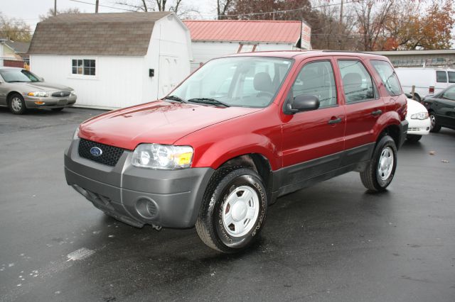 Ford Escape 2005 photo 2