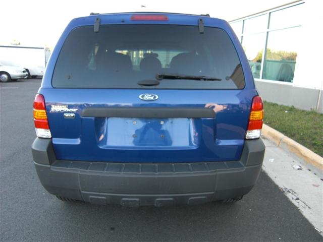 Ford Escape 2005 photo 3