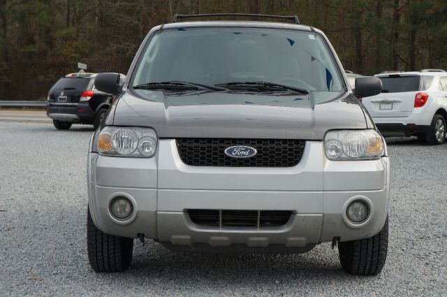 Ford Escape 2005 photo 3