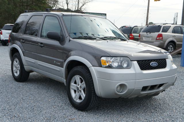 Ford Escape 2005 photo 4