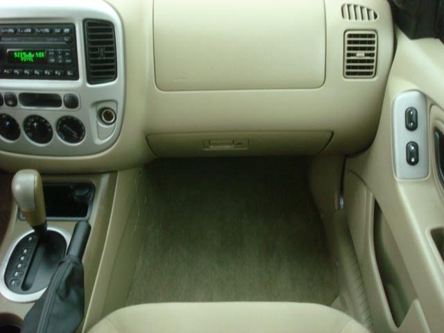 Ford Escape 2005 photo 5