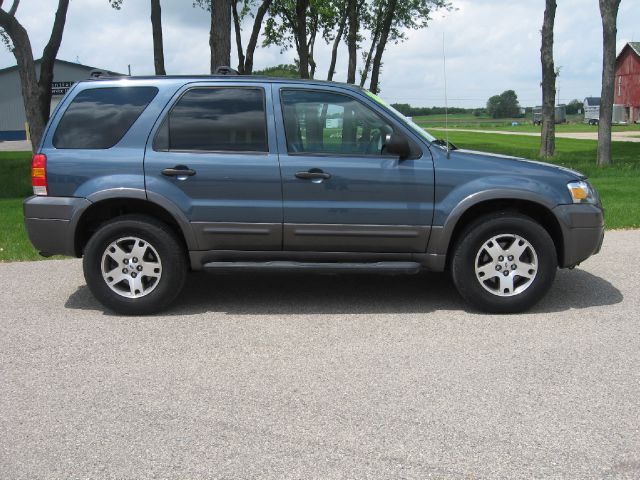 Ford Escape 2005 photo 24