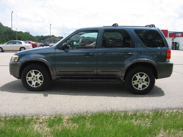 Ford Escape 2005 photo 26