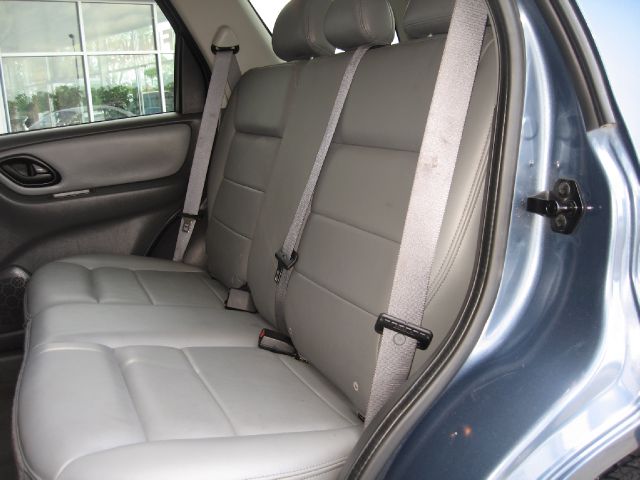 Ford Escape 2005 photo 7