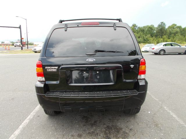 Ford Escape 2005 photo 1