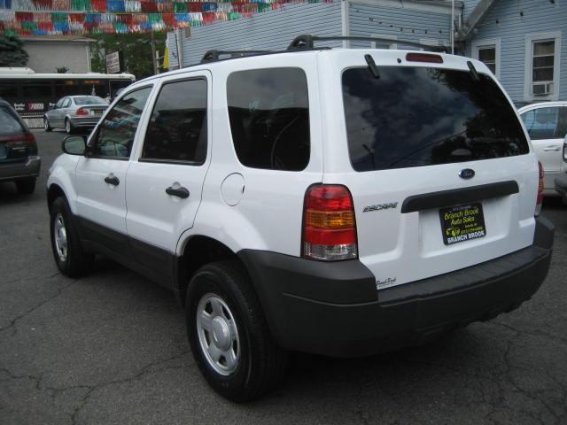 Ford Escape 2005 photo 3