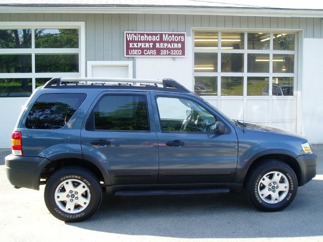 Ford Escape 2005 photo 1