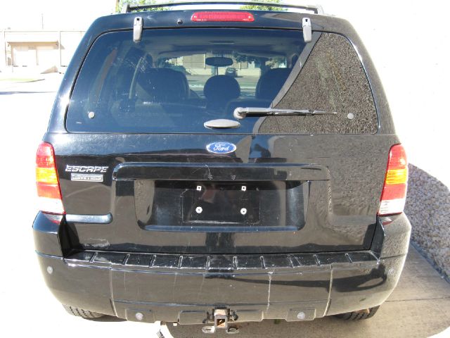 Ford Escape 2005 photo 3