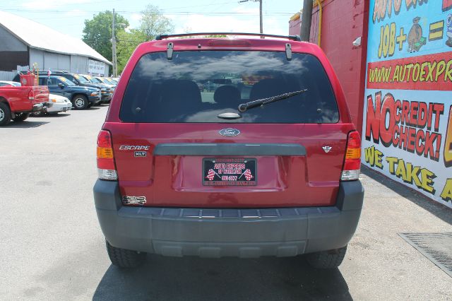 Ford Escape 2005 photo 10