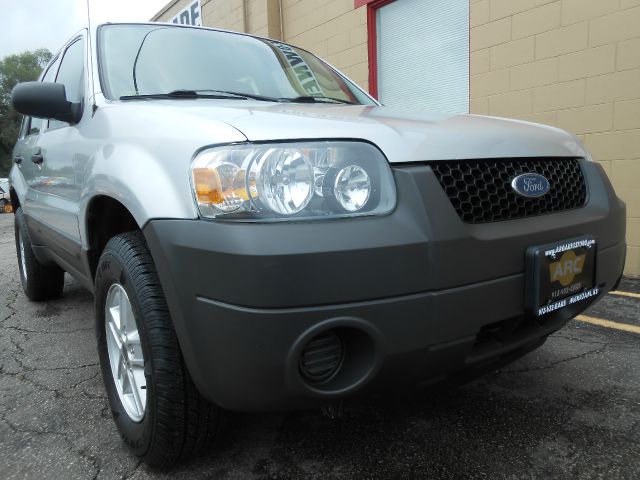 Ford Escape XLS SUV