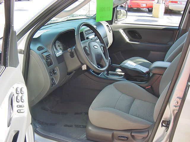 Ford Escape 2005 photo 7