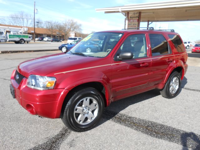 Ford Escape 2005 photo 2