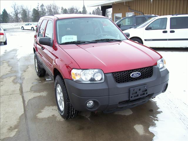 Ford Escape 2005 photo 1