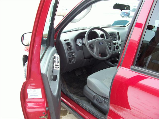 Ford Escape 2005 photo 4