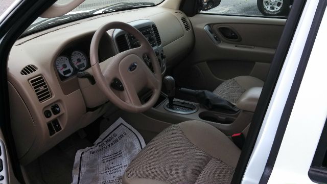 Ford Escape 2005 photo 6