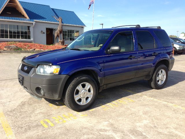 Ford Escape 2005 photo 3