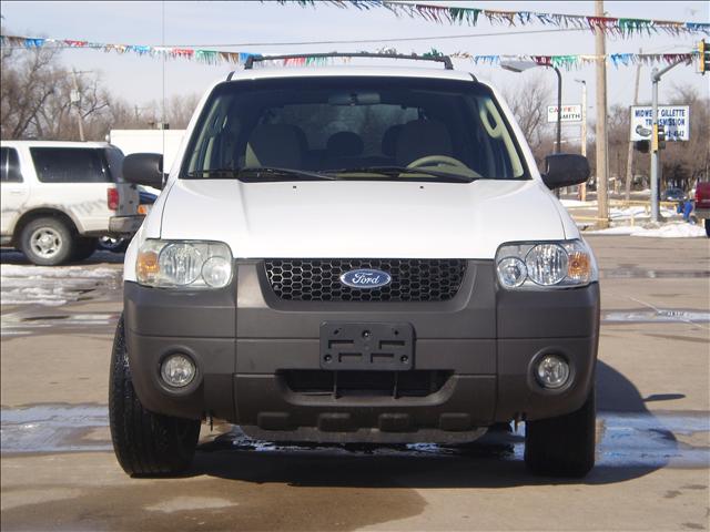 Ford Escape ESi Sport Utility