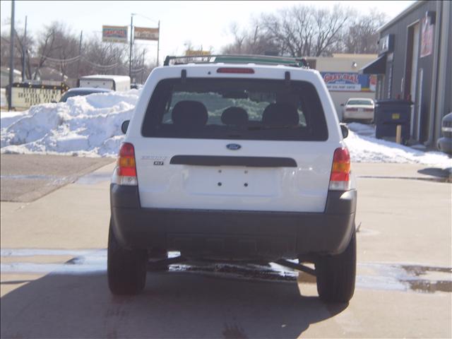 Ford Escape 2005 photo 3