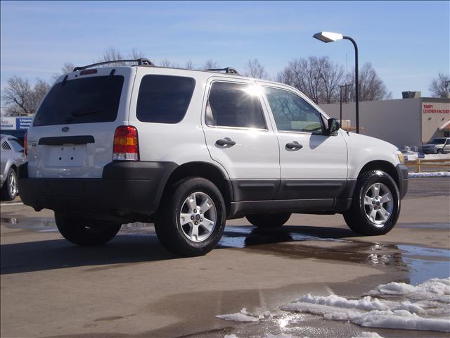 Ford Escape 2005 photo 4