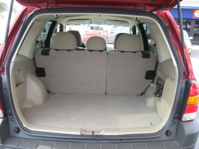 Ford Escape 2005 photo 4