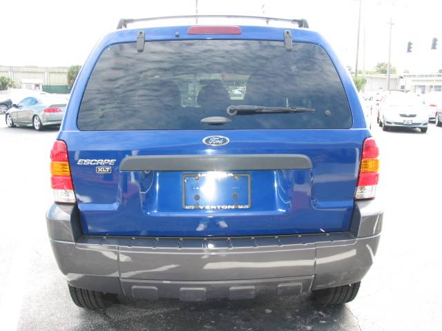 Ford Escape 2005 photo 3