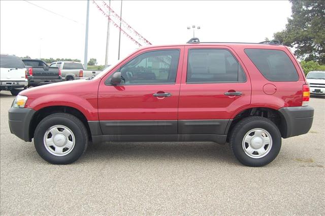 Ford Escape 2005 photo 1