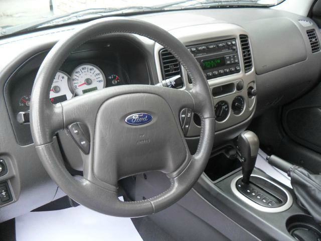 Ford Escape 2005 photo 4