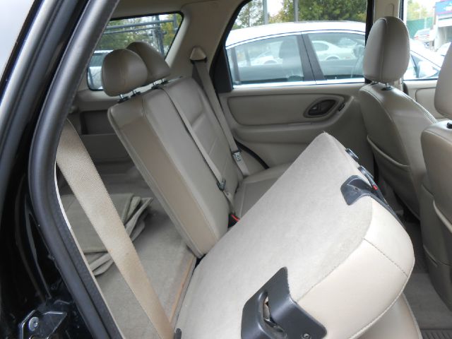 Ford Escape 2005 photo 3