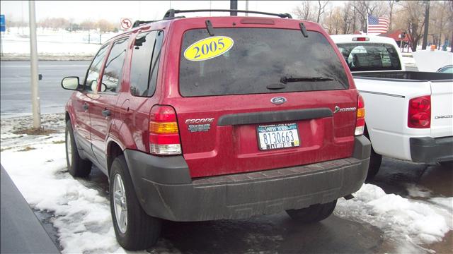 Ford Escape 2005 photo 3