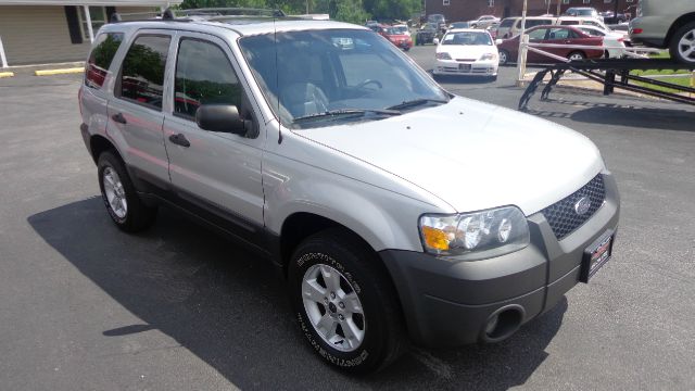 Ford Escape 2005 photo 11