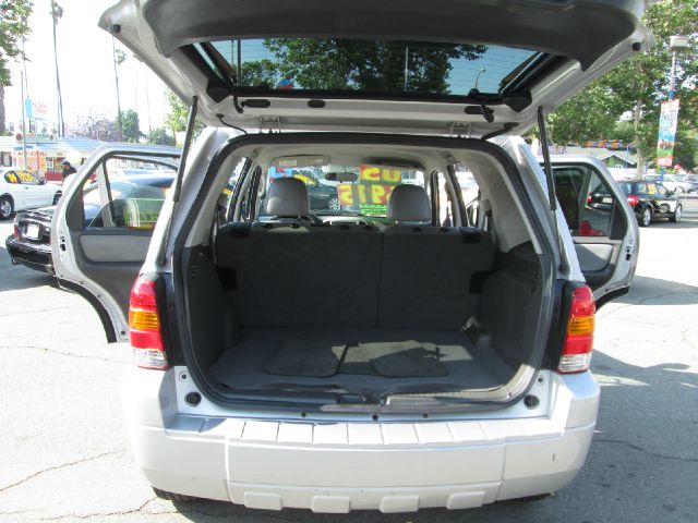 Ford Escape 2005 photo 6