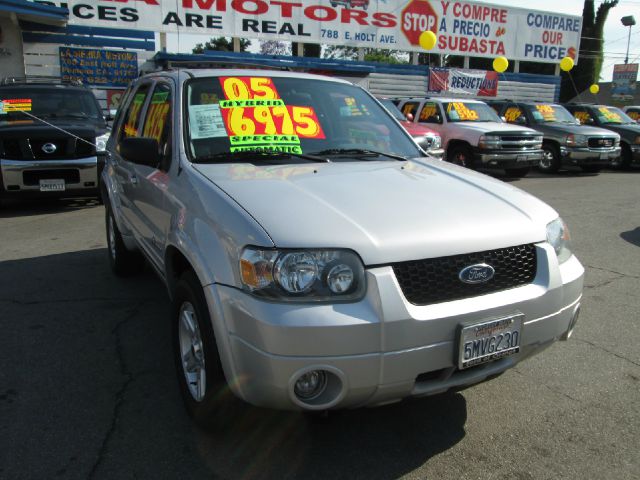 Ford Escape 2005 photo 8